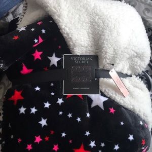 Victorias secret blanket
